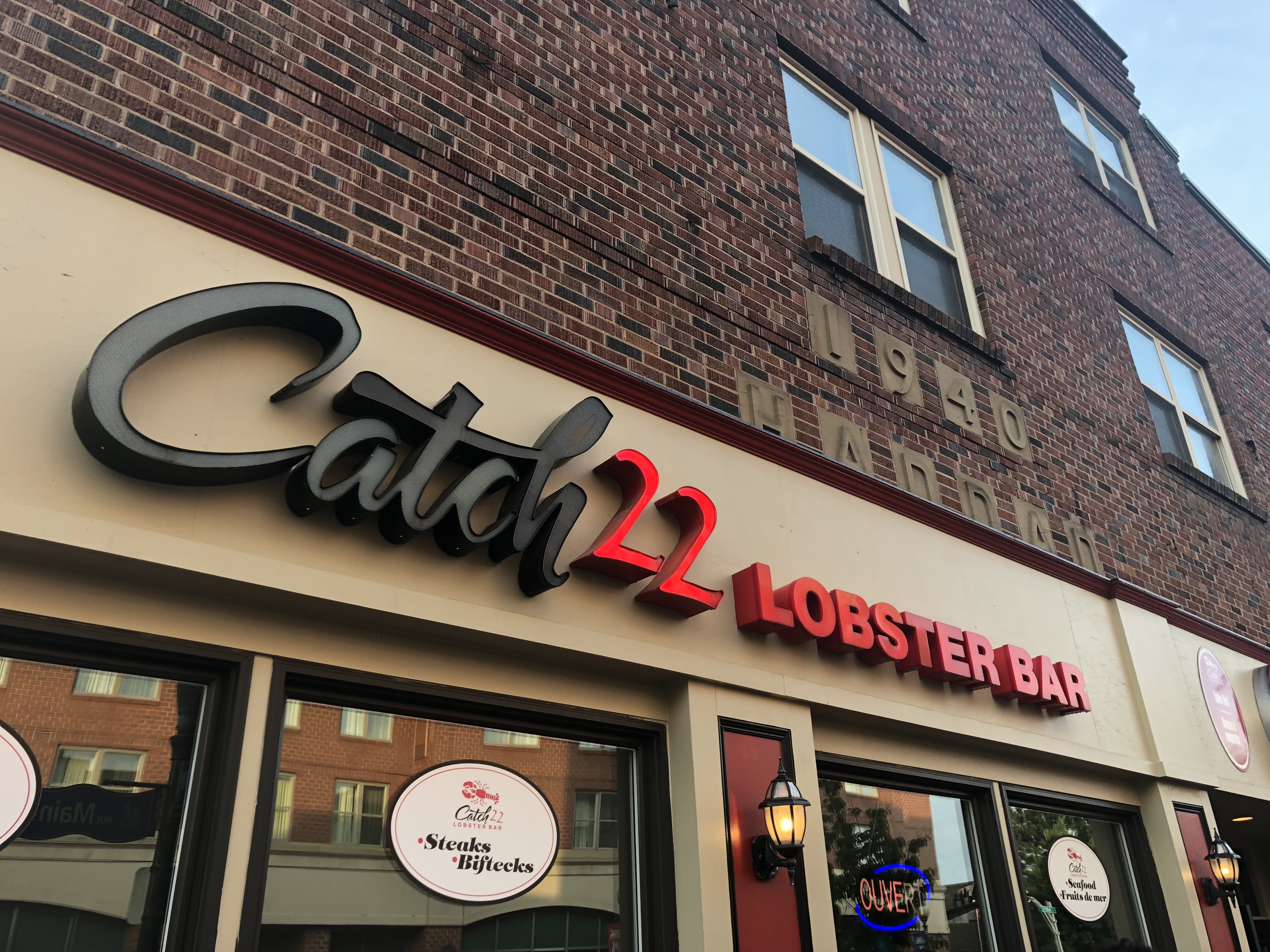 Catch22-Lobster-Bar-Moncton-New_Brunswick